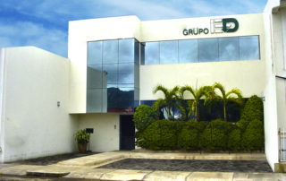 Proyecto de edificación comercial terminado en Manzanillo